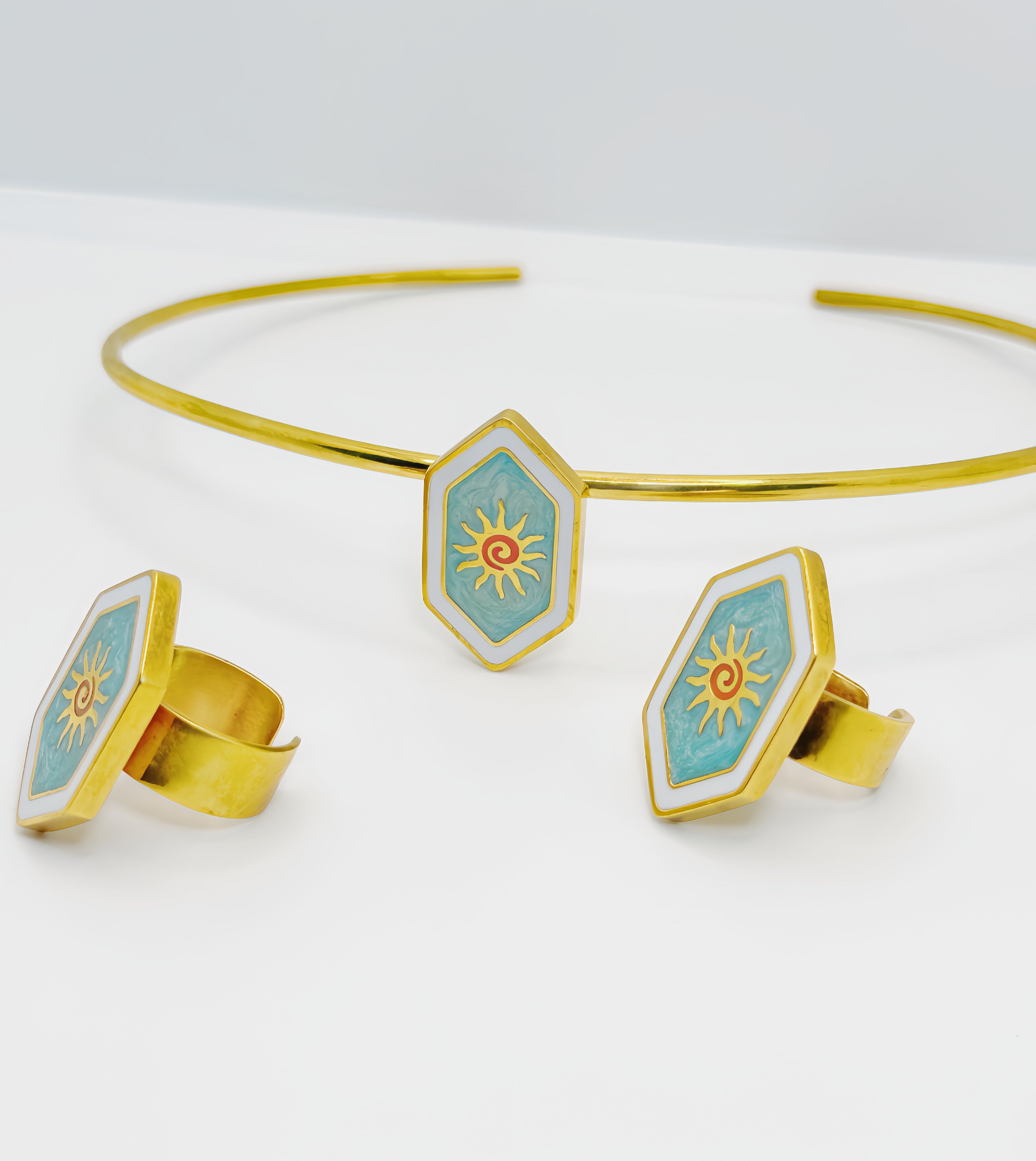 Celestine Necklace - Sun